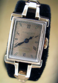 1946 Gruen ladies wrist watch